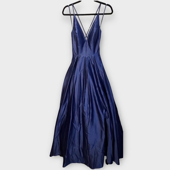 Blondie Nites Juniors V-Neck Satin Ball Gown COLOR Royal  SIZE 1 Formal Prom - Picture 2 of 5